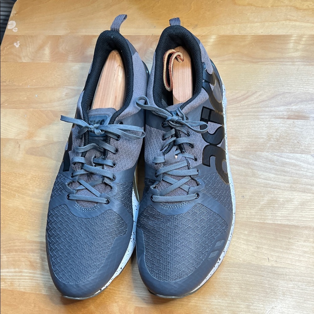 Men's Gray ASICS Athletic Sneakers - Lightweight Performance 14